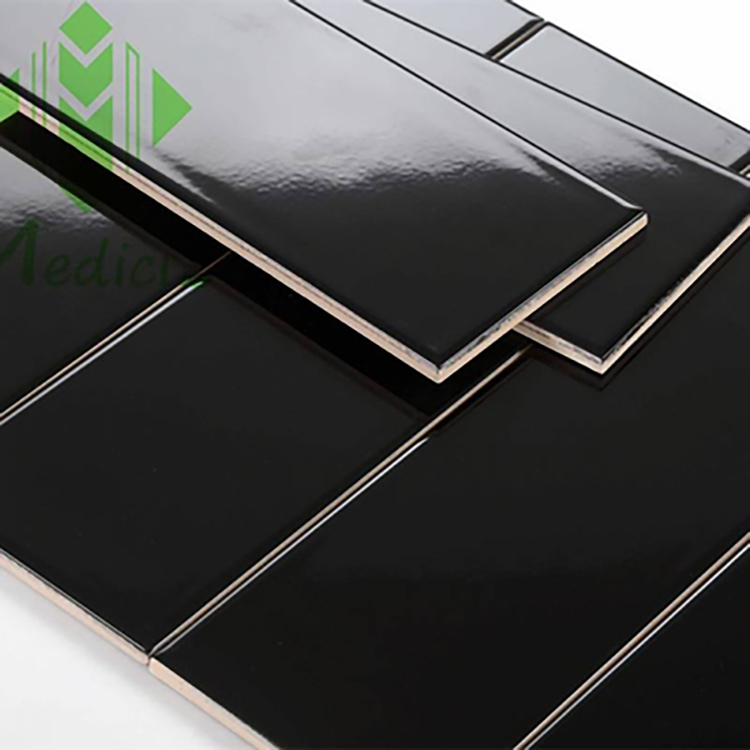 Gach thẻ đen bóng phẳng 100x300 NGT_M1307_MDC