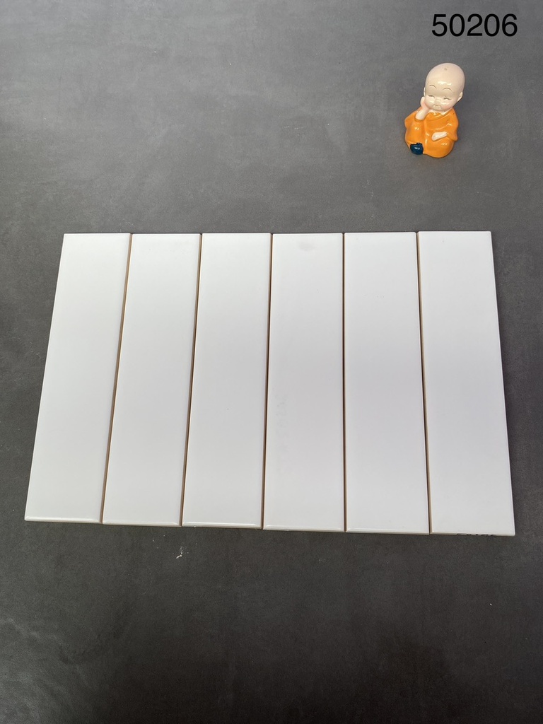 Gạch thẻ trắng mờ phẳng KT 50x200mm STA50206